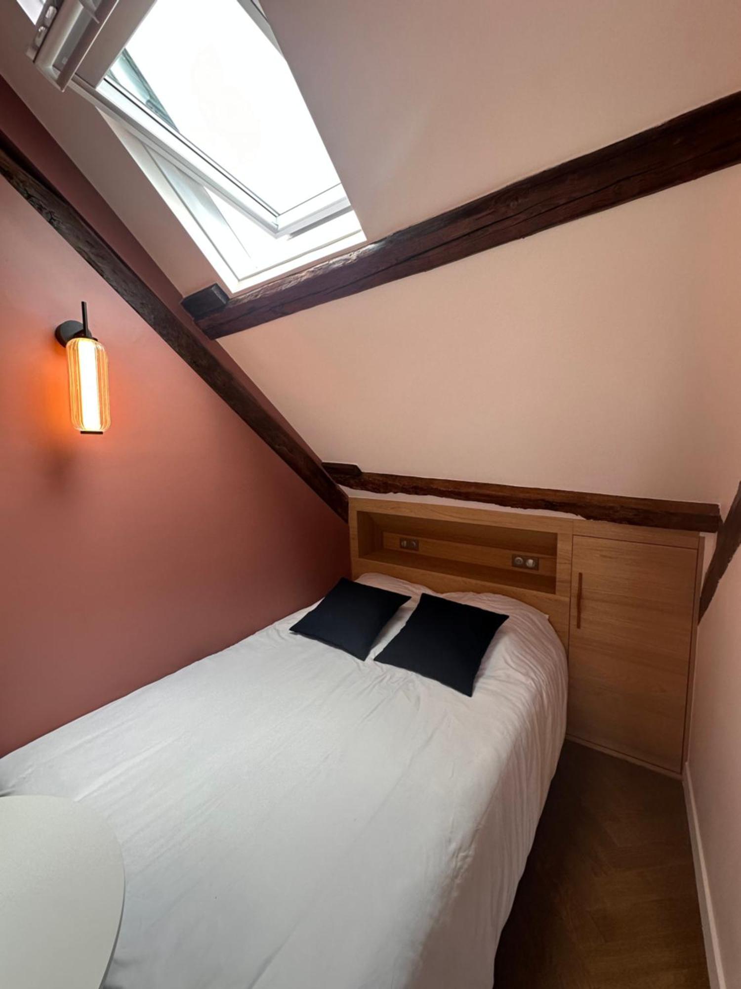 Nid D'Amour Sous Les Toits ! Honfleur Exteriér fotografie