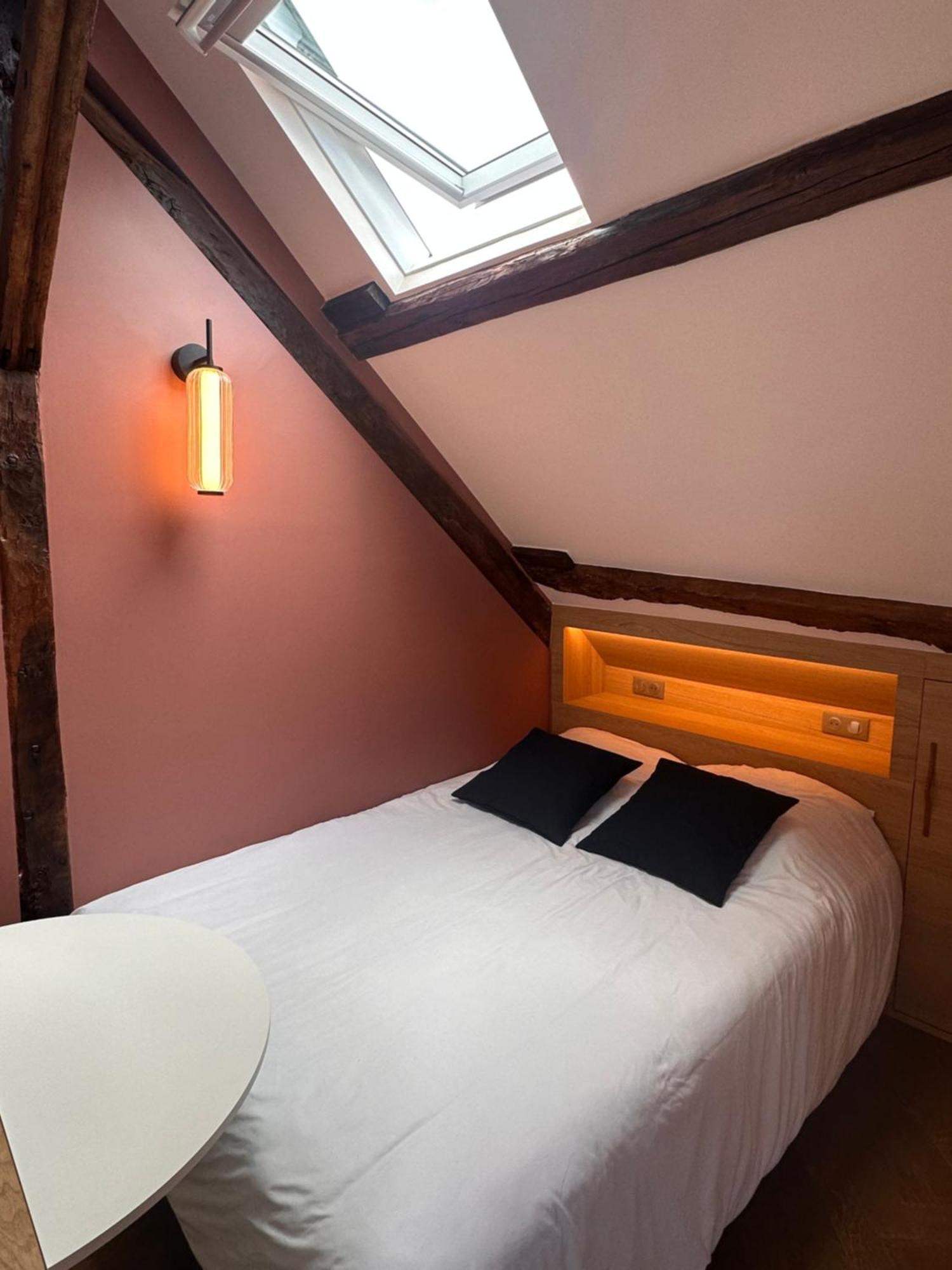 Nid D'Amour Sous Les Toits ! Honfleur Exteriér fotografie